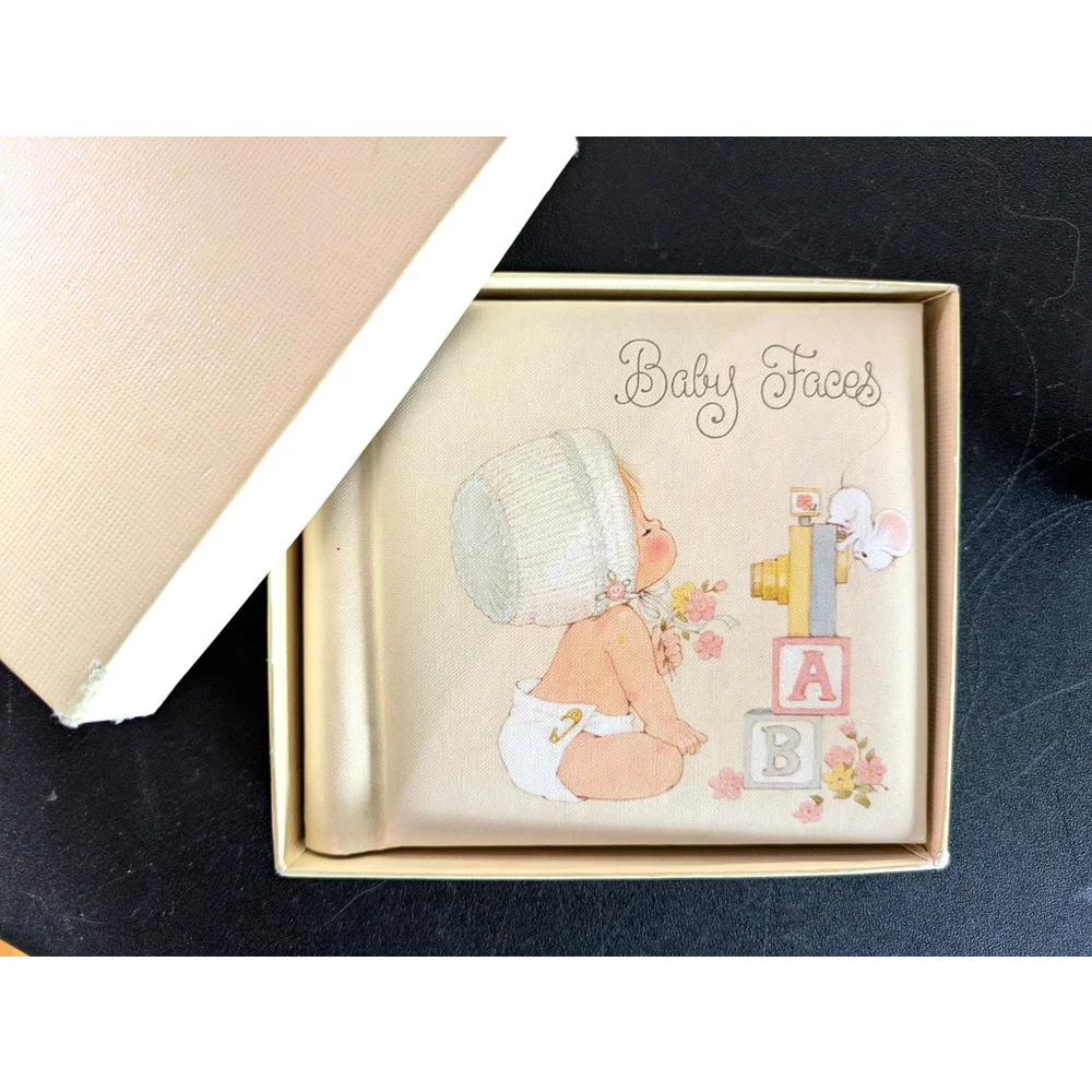 Vintage 1982 Hallmark BABY FACES MINI Photo Album Holds 20 Photos